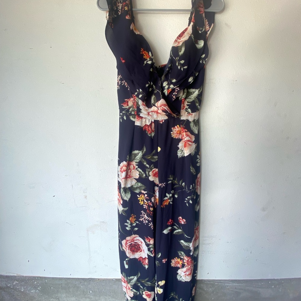 Beautiful romper - Picture 4 of 6